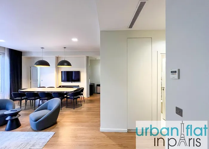 Urban Flat 119 - Spacious 5 Bedroom Flat In * Paris