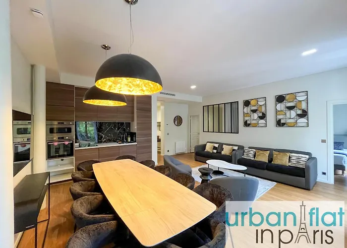Urban Flat 119 - Spacious 5 Bedroom Flat In Apartamento Paris